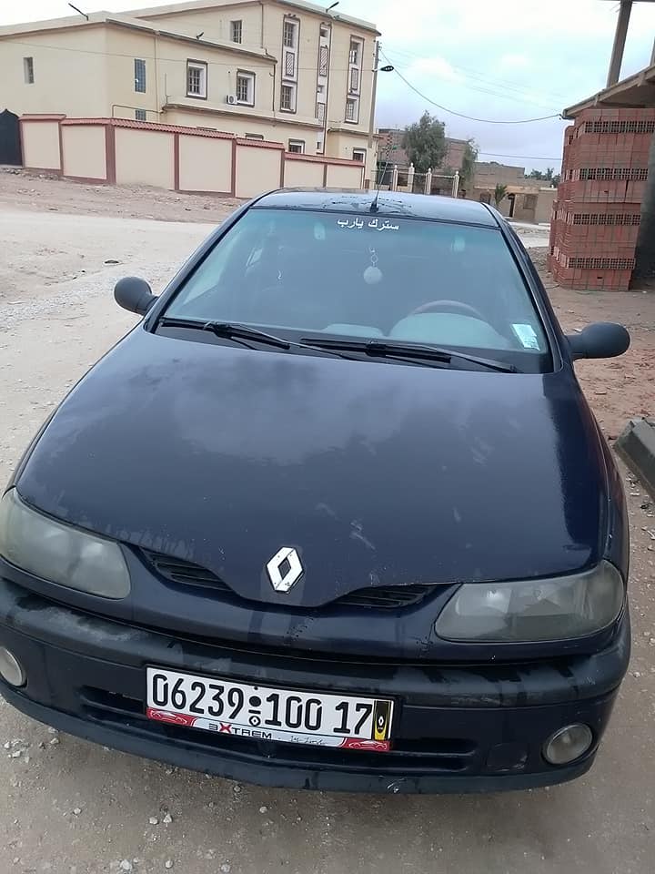 RENAULT LAGUNA
