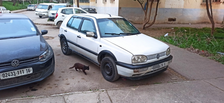 VOLKSWAGEN GOLF 3