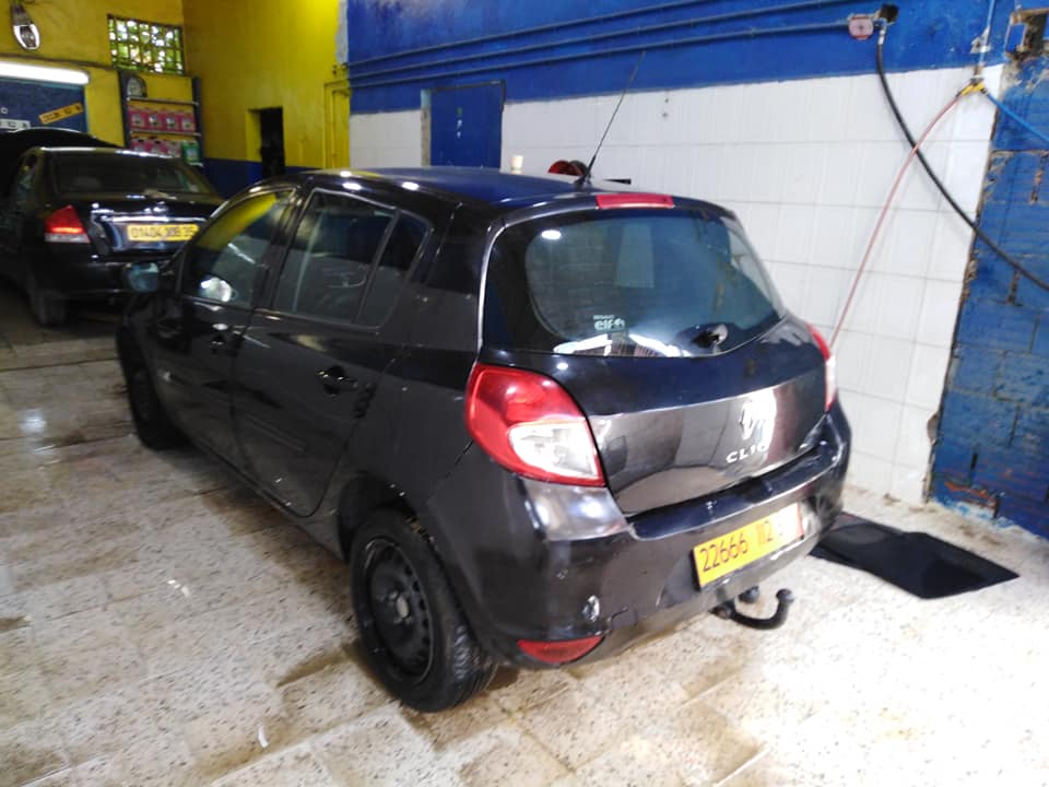 RENAULT CLIO