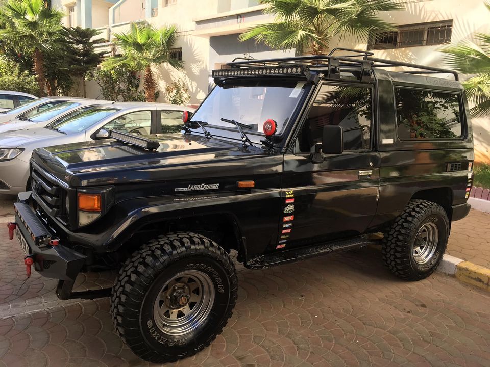 TOYOTA LAND CRUISER