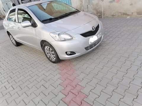 TOYOTA YARIS SEDAN
