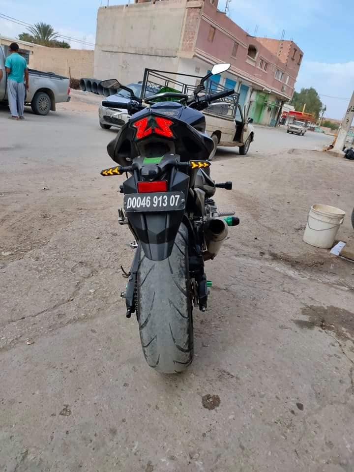 KAWASAKI MOTO