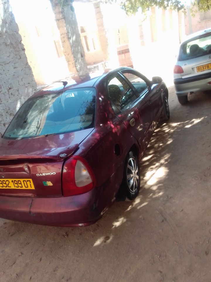 DAEWOO