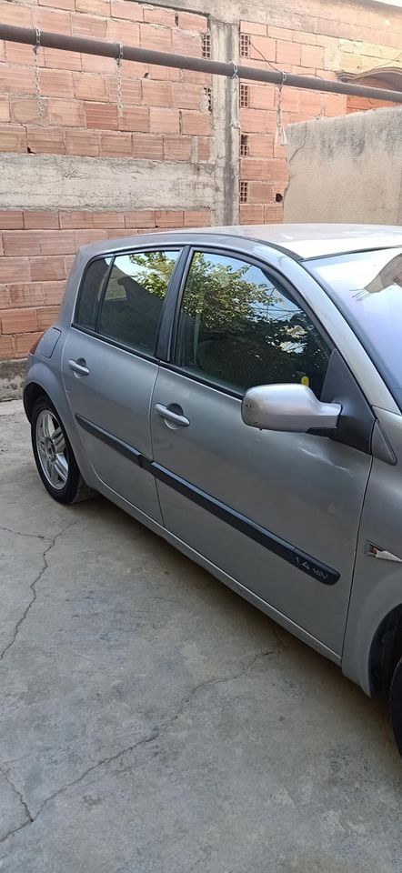 RENAULT MEGANE II