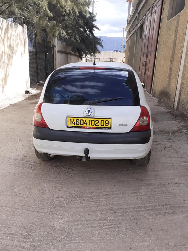RENAULT CLIO