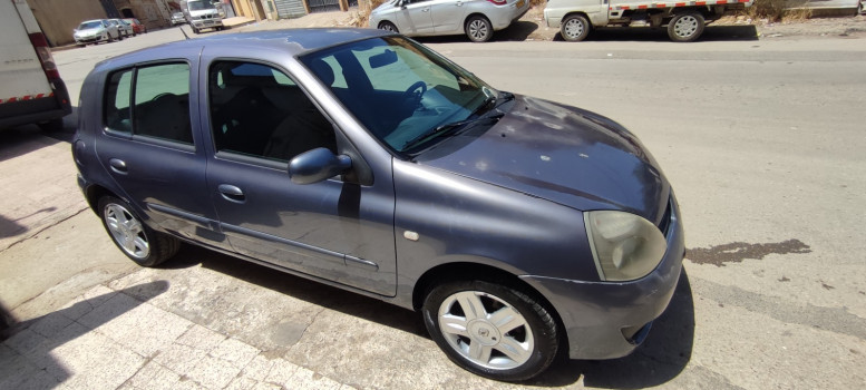 RENAULT CLIO CAMPUS