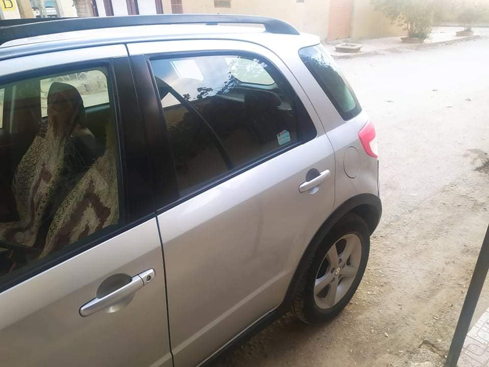 SUZUKI SX4