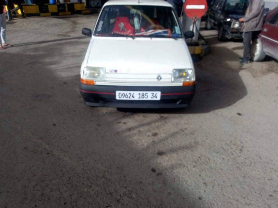 RENAULT SUPER 5